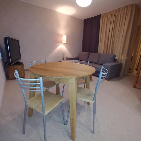Saare 5 Apartmán *
