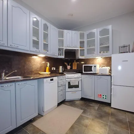 Saare 5 Apartmán *
